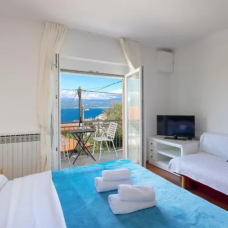 Moro Apartment